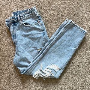 ZARA Ripped Mom fit jeans short ankle